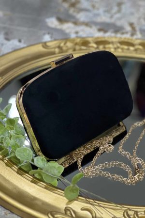 Clutch metálico símil gamuza